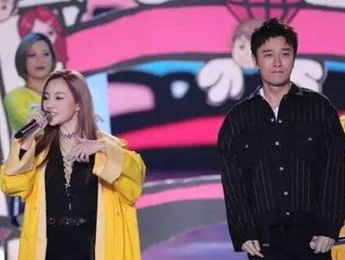 娱乐圈吃瓜群众直播,吃瓜群众揭秘幕后真相